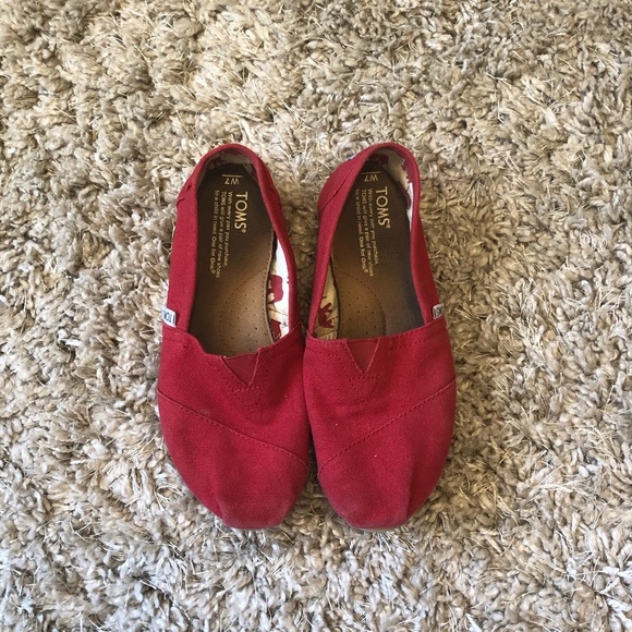 Size 7 Toms - Picture 1 of 2